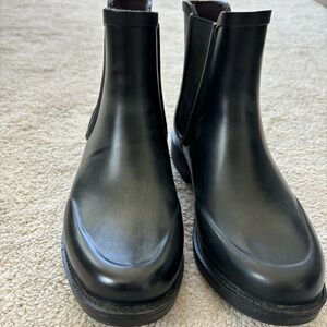 UGG Womens Aviana Waterproof Rubber Rain Boot size 7